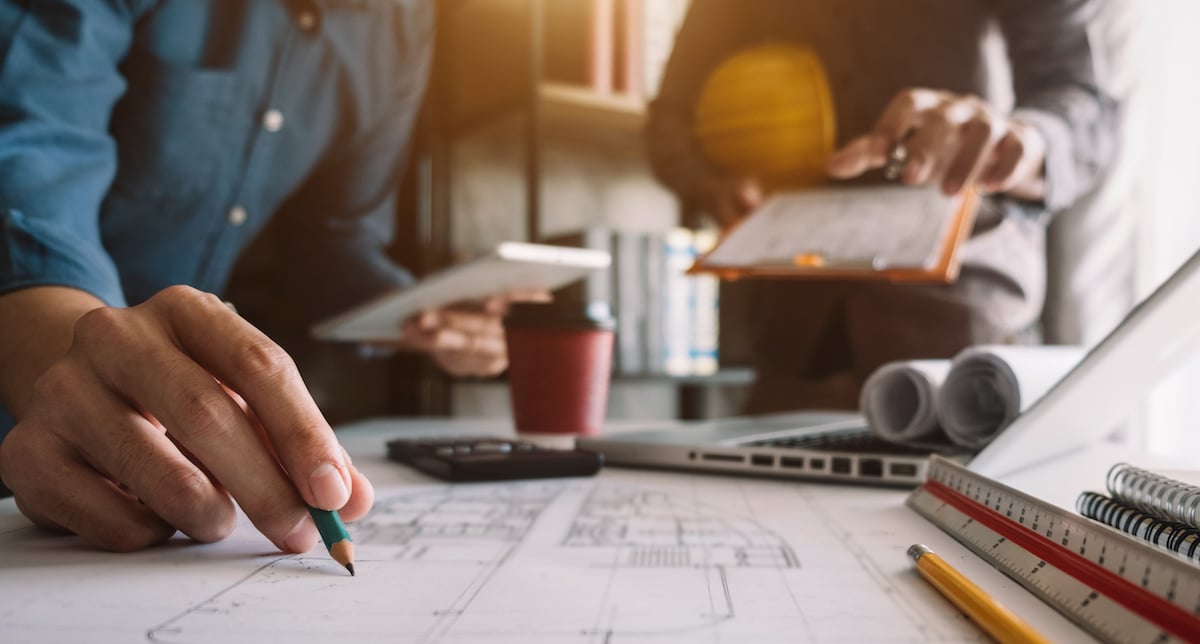 Hynes-Industries_Drawing-Reviews_AdobeStock_302819036 copy